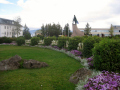 Thompson-Petunias-Statue
